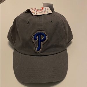 Major League Fan Favorite Philadelphia Phillies Gray Cap & Blue P Logo OSFM NWT